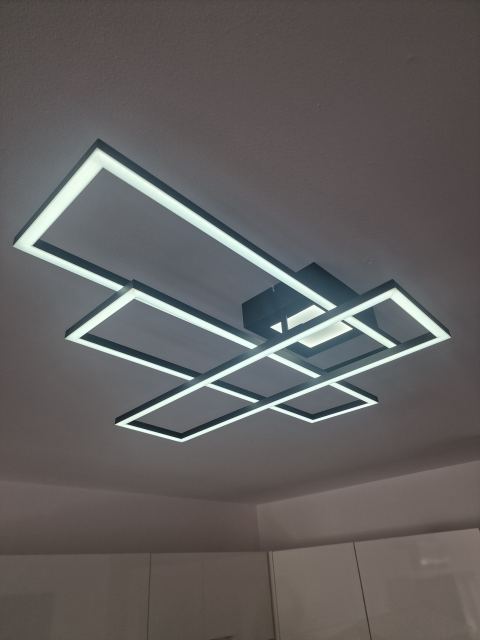 LED világítótest